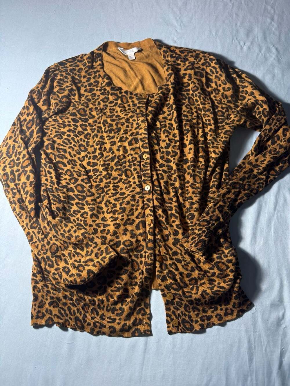 Time And Tru Cardigan Sweater Size L (12-14) Leopard